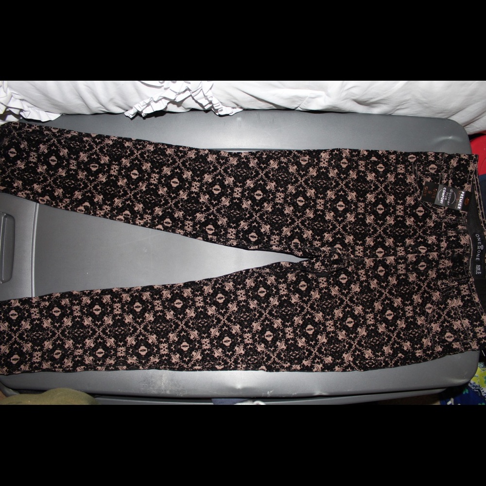 Fashion Nova jegging